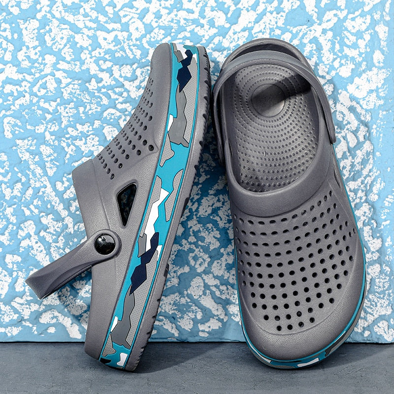 Chinelo Crocs Soft Yogui Antiderrapante